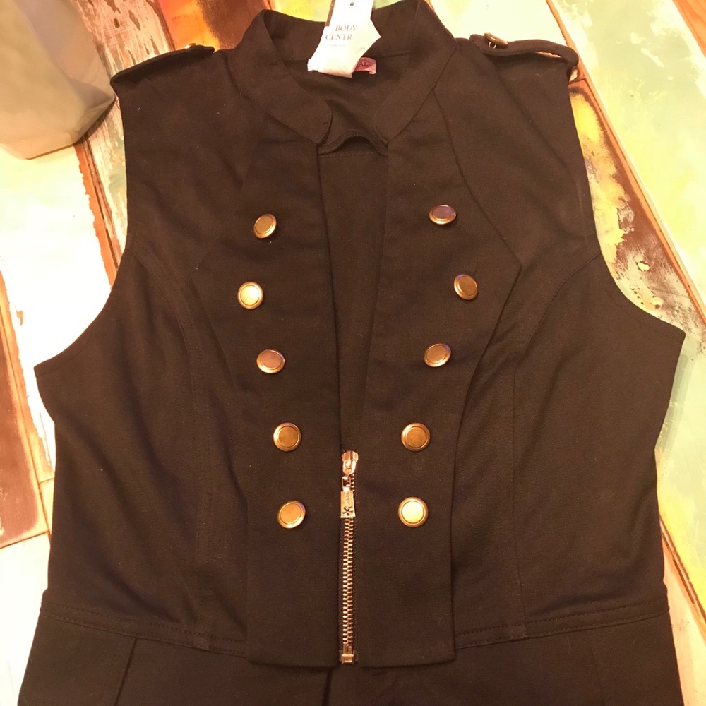 NWT black vest gold buttons small